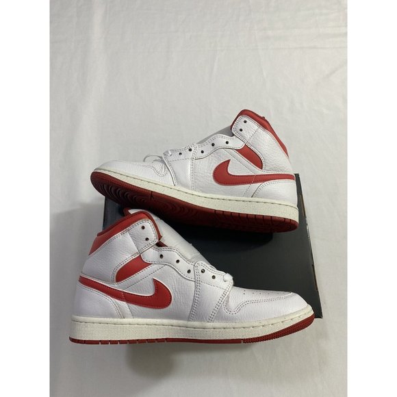 New Mens Size 8.5 White Red Nike Air Jordan 1 Mid SE Basketball Shoes FJ3458 160 main image 5